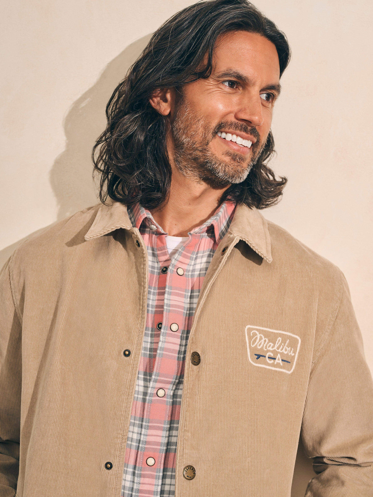 FA23-faherty-mens-MOF2319-PBB-corduroy-coaches-jacket-pebble-beach_Lead.jpg