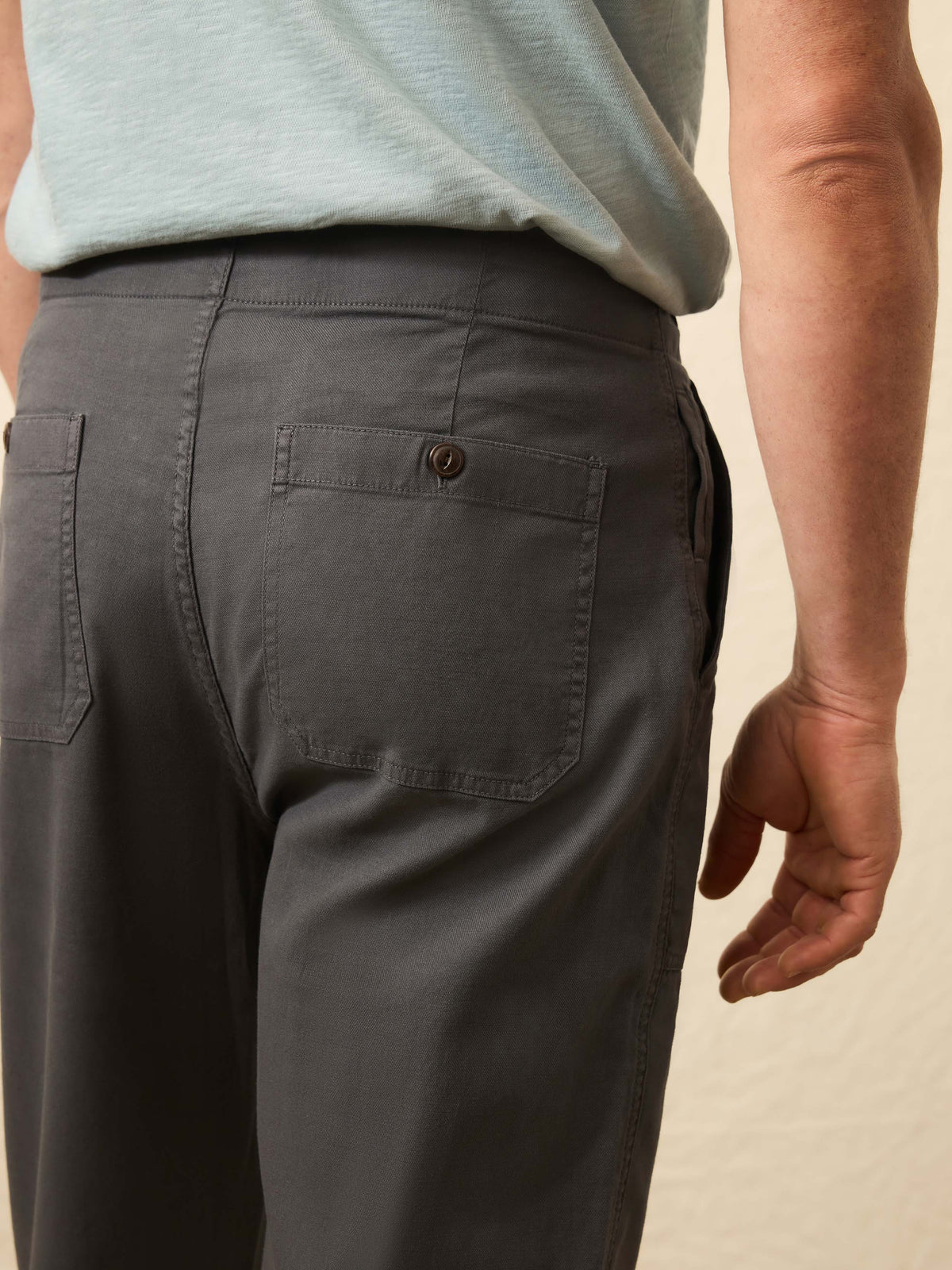 FA25-FAHERTY-Mens-MBS2506-GTT-DuneUtilityPant-GraphiteTide-X_OM_DETAIL2_1.jpg