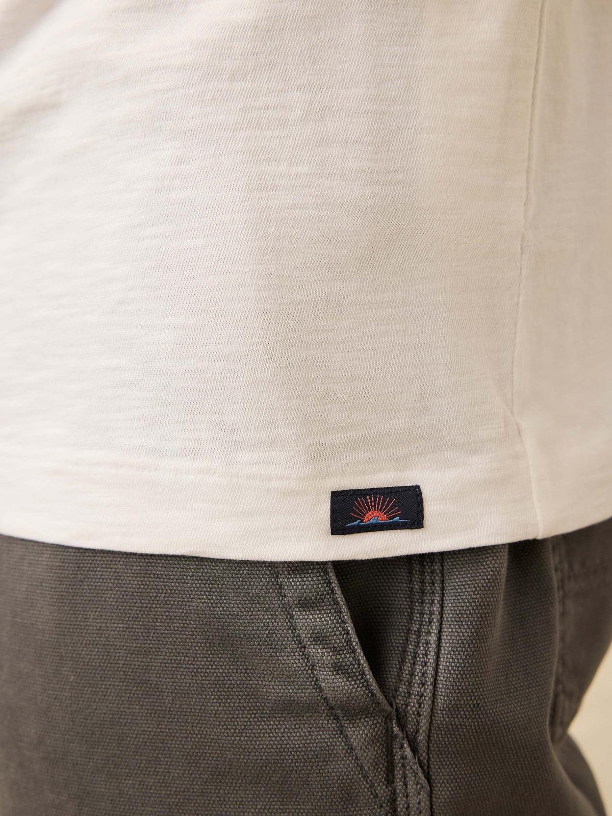 FA25-FAHERTY-Mens-MKF2532-WHT-NazareSunwashedPocketTee-White_OM_DETAIL2_1_Web.jpg