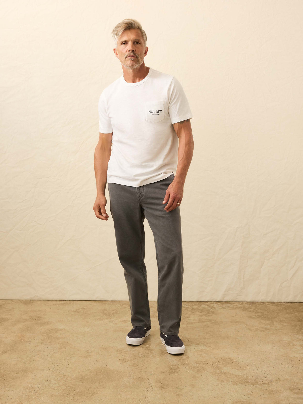 FA25-FAHERTY-Mens-MKF2532-WHT-NazareSunwashedPocketTee-White_OM_FULL_BODY_1_Web.jpg