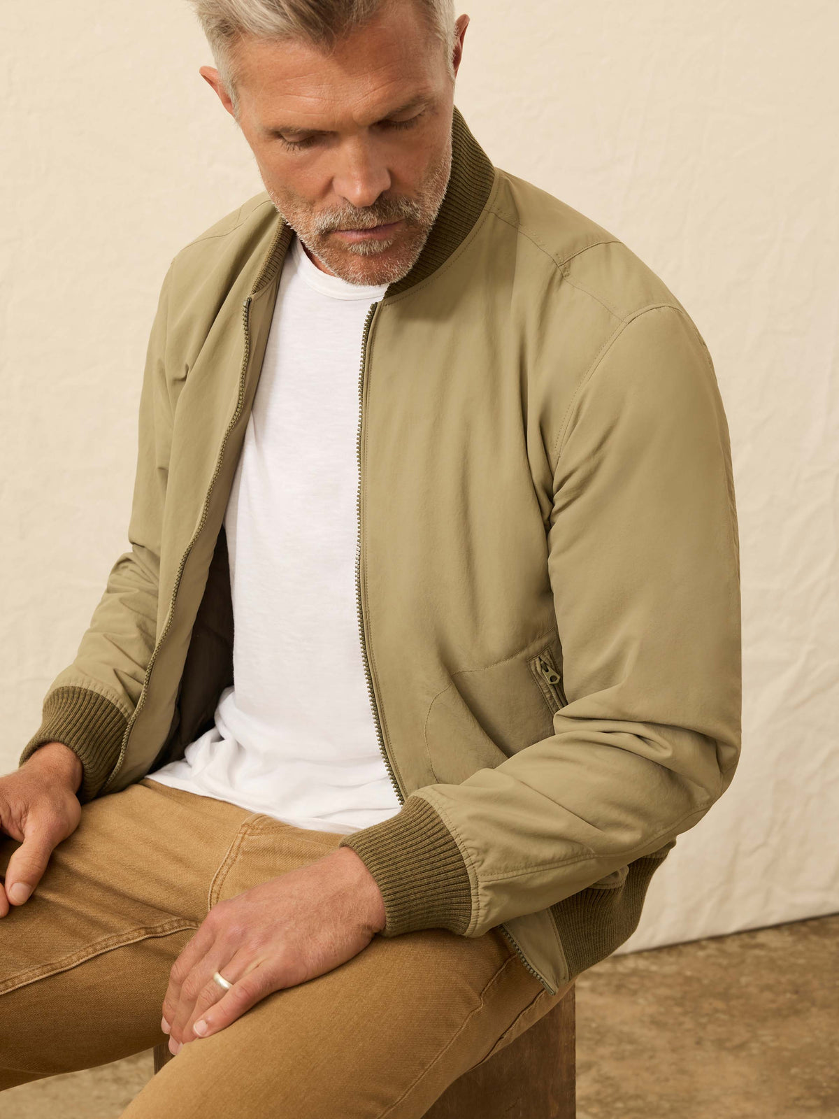 FA25-FAHERTY-Mens-MOF2506-OVL-MilitaryBomber-OliveValley_OM_DETAIL1_2_Web.jpg