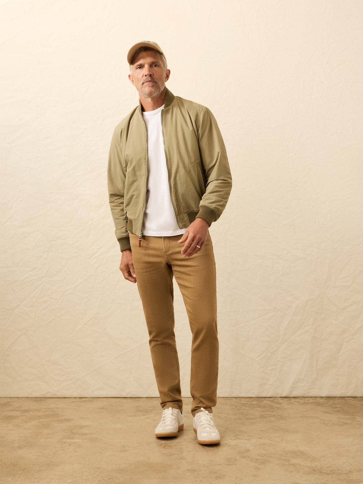 FA25-FAHERTY-Mens-MOF2506-OVL-MilitaryBomber-OliveValley_OM_FULL_BODY_1_Web.jpg