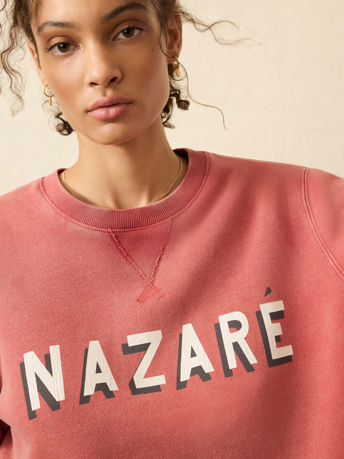FA25-FAHERTY-Mens-MQF2516-LHR-WOMENS-WinterSwellCrewneckSweatshirt-LighthouseRed_OM_DETAIL1_1_Web.jpg