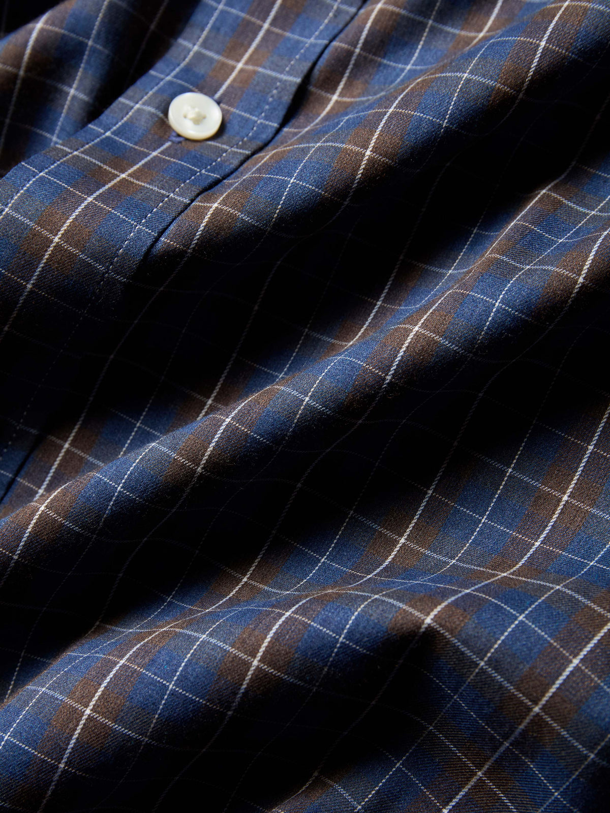 FA25-FAHERTY-Mens-MWC0082-BKD-TheMovementShirt-BlueOakPlaid_DETAIL_1_Web.jpg