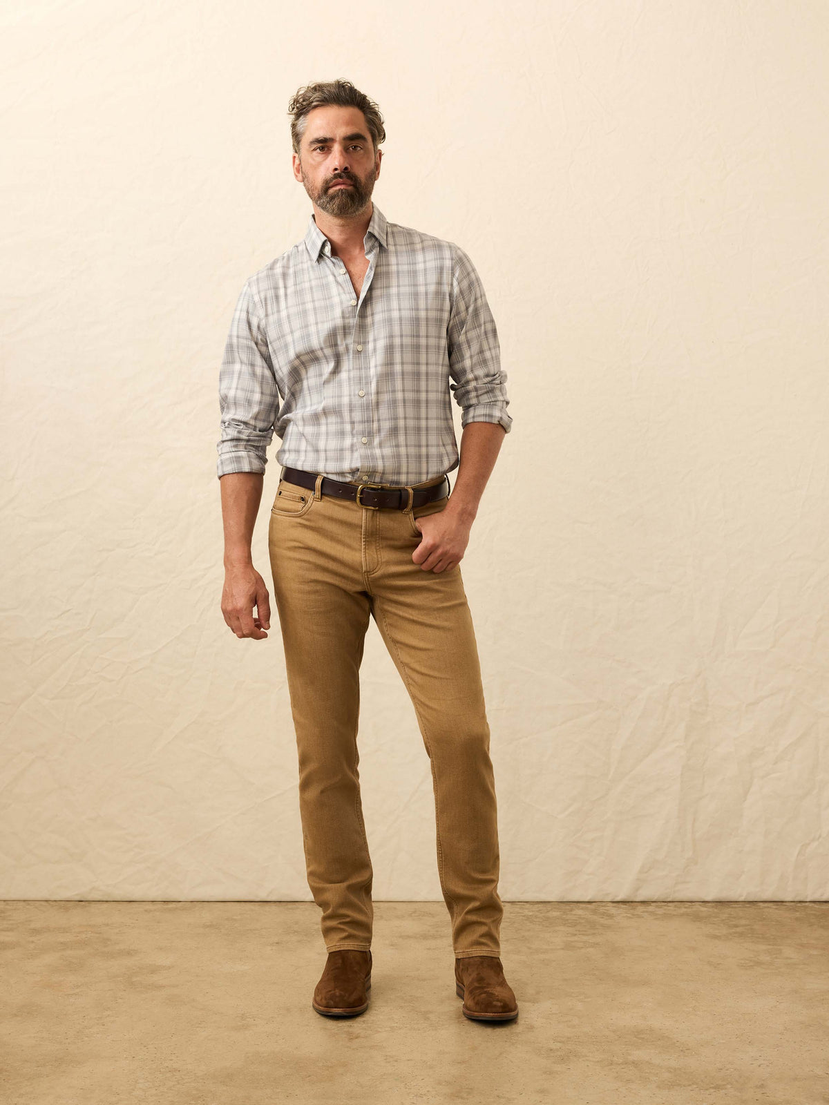 FA25-FAHERTY-Mens-MWC0082-GYF-TheMovementShirt-GreyFallsPlaid_OM_FULL_BODY_1_Web.jpg