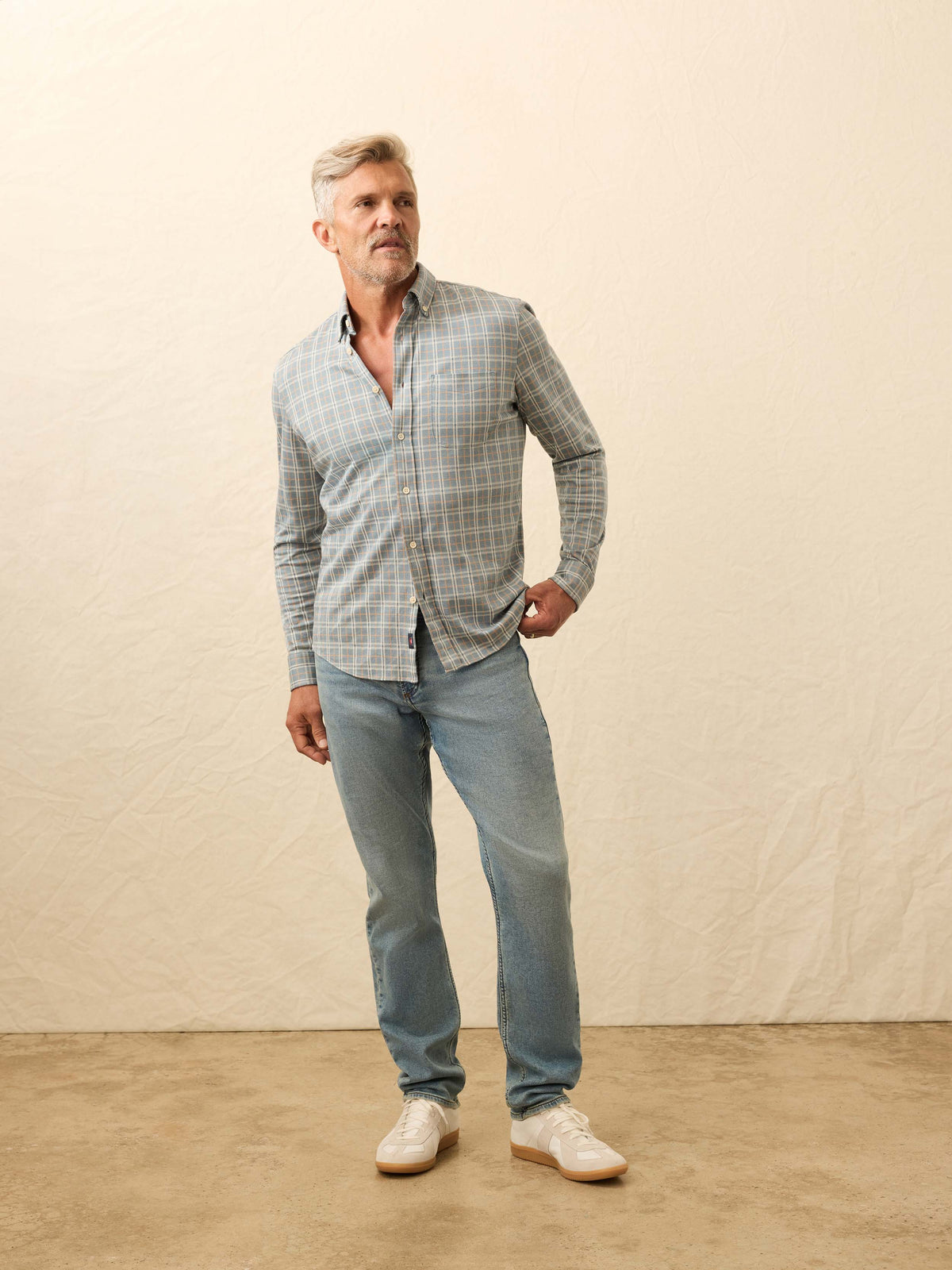 FA25-FAHERTY-Mens-MXF2400-AML-CoastlineKnitShirt-AutumnStormPlaid_OM_FULL_BODY_1_Web.jpg