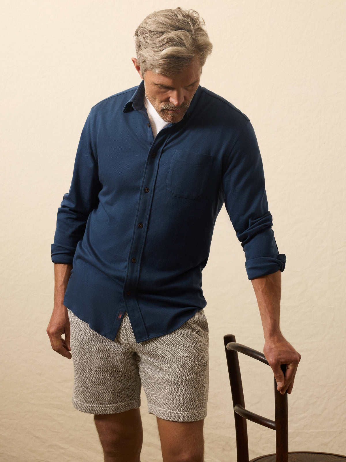 FA25-FAHERTY-Mens-MXF2400-BLN-CoastlineKnitShirt-BlueNights-X_OM_EDITORIAL_1.jpg