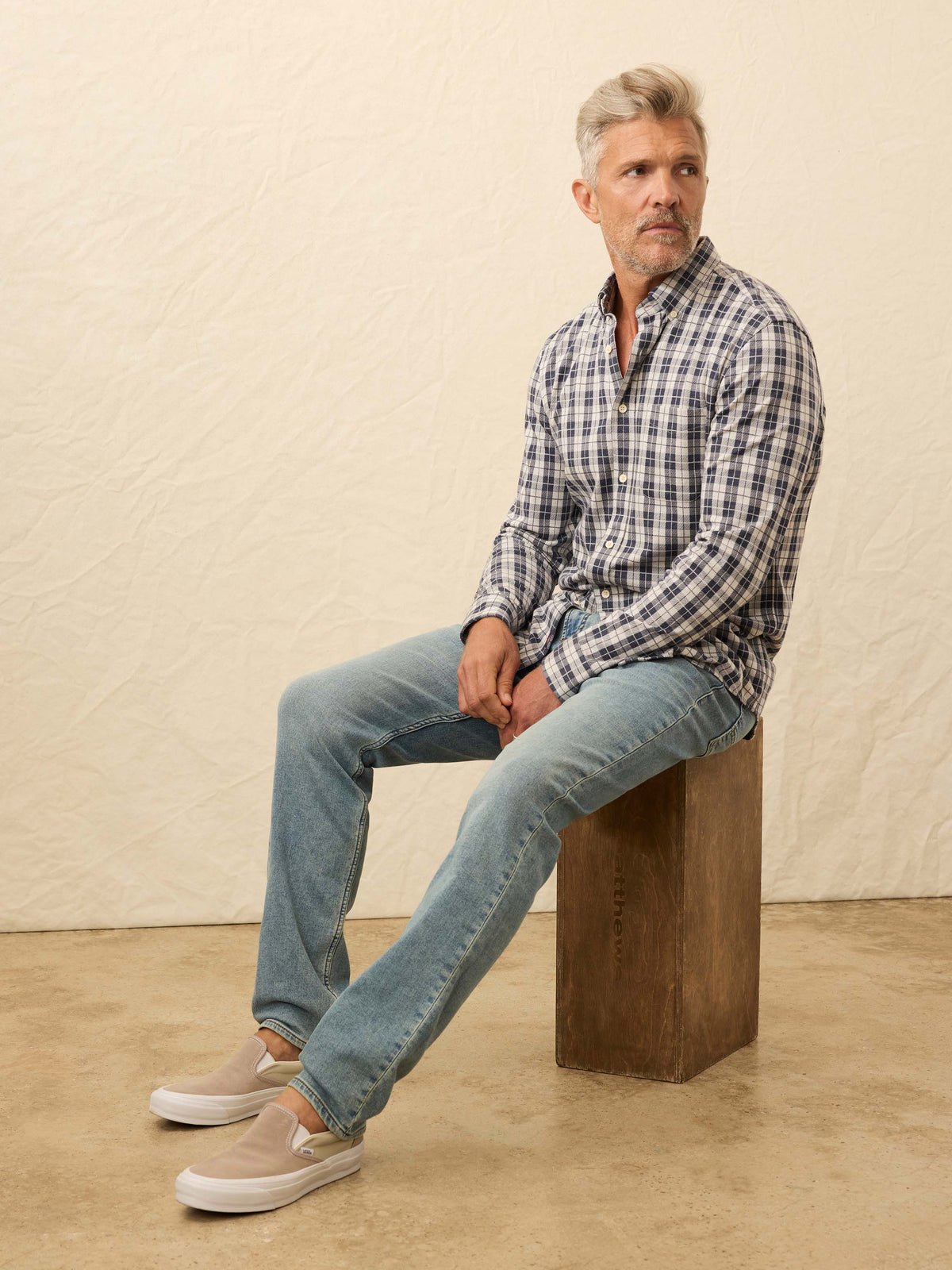 FA25-FAHERTY-Mens-MXF2400-RYP-CoastlineKnitShirt-RoyalCanyonPlaid_OM_EDITORIAL_1_Web.jpg