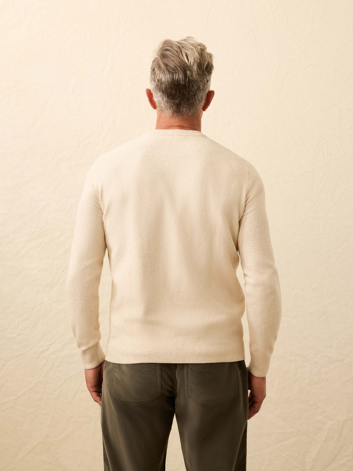 FA25-FAHERTY-Mens-MYF2420-IYF-JacksonCrewSweater-IvorySkyFeeder_OM_BACK_CROP_1_Web.jpg