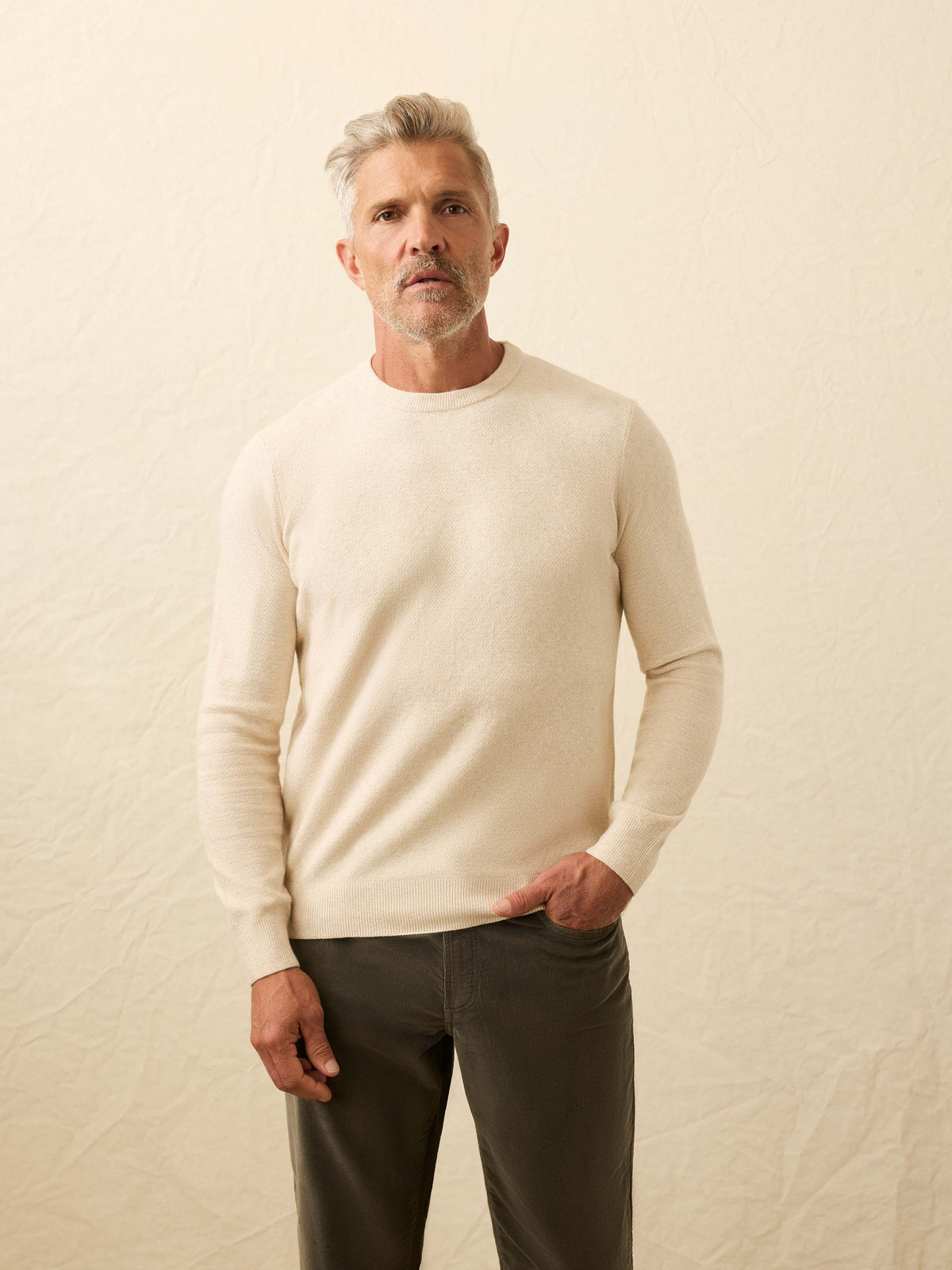 FA25-FAHERTY-Mens-MYF2420-IYF-JacksonCrewSweater-IvorySkyFeeder_OM_FRONT_CROP_1_Web.jpg