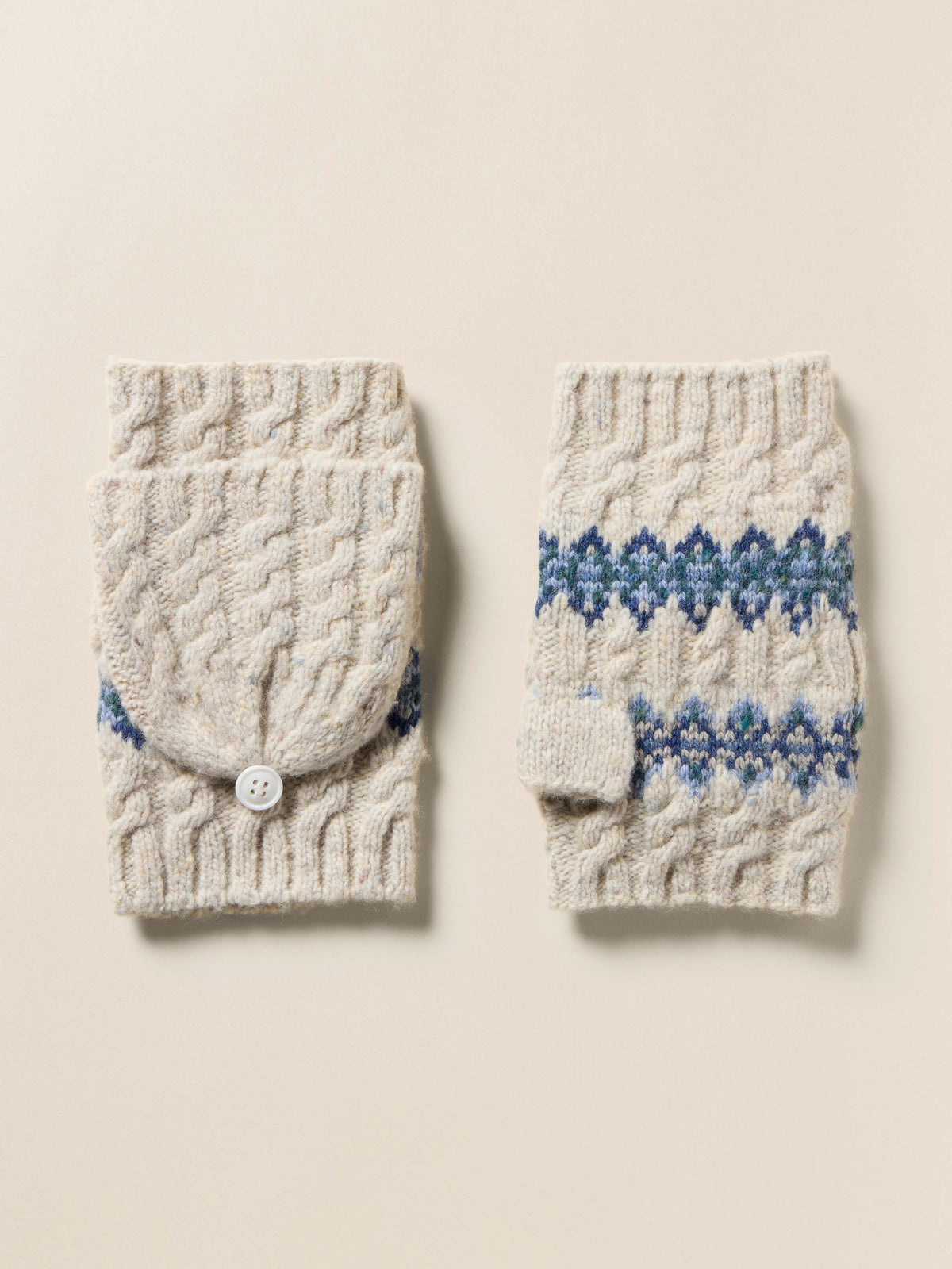 FA25-FAHERTY-NonApparel-YC0321-039-HighlandFairislePopTopMitten-Snow_FRONT_1_Web.jpg