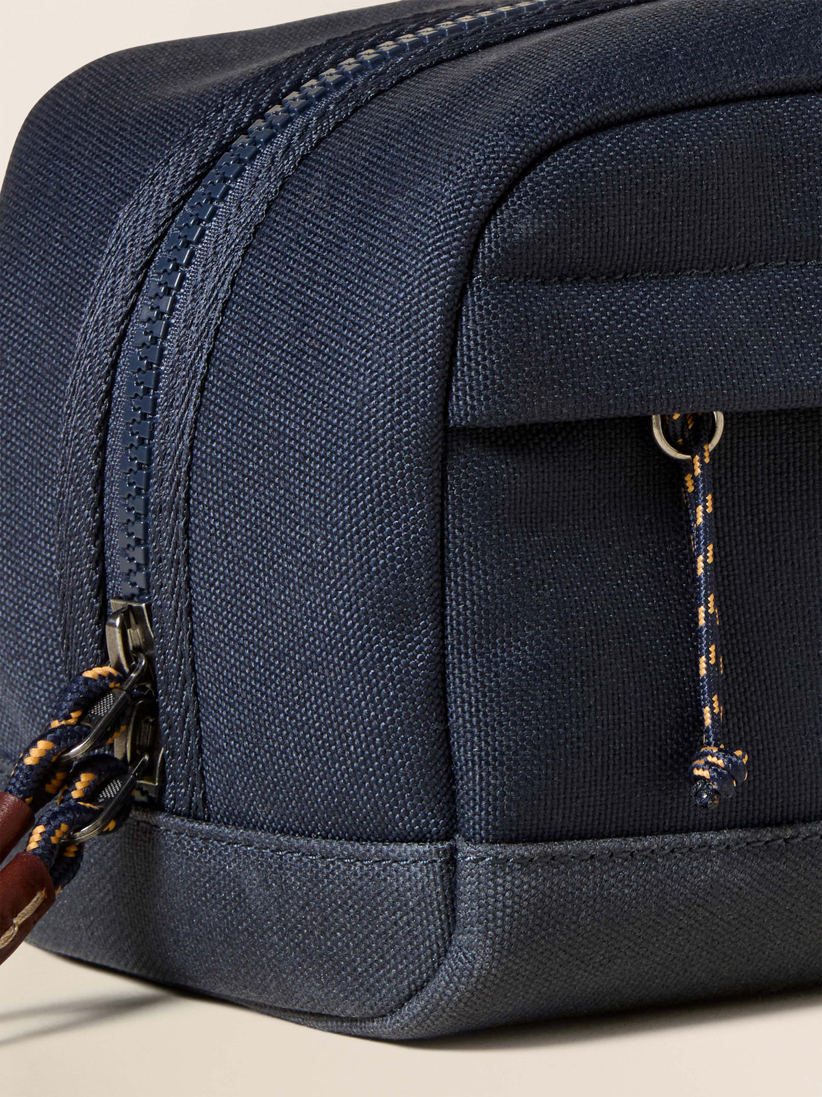 FA25-FAHERTY-UAF2304-NVY-LATITUDEDOPPKIT-Navy_DETAIL_1_Web.jpg