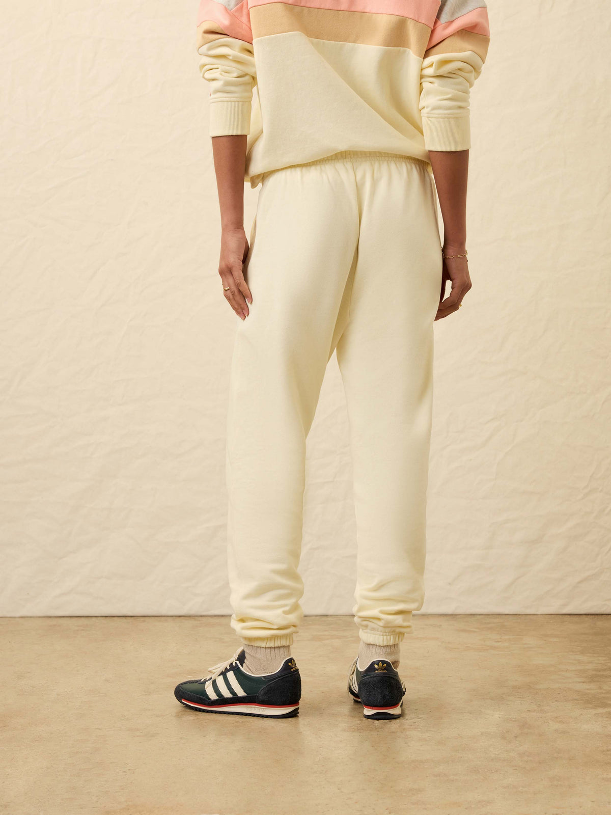 FA25-FAHERTY-Womens-WBS2528-LMB-HighStandardFleeceSweatpant-LemonSorbet_OM_BACK_CROP_1_Web.jpg