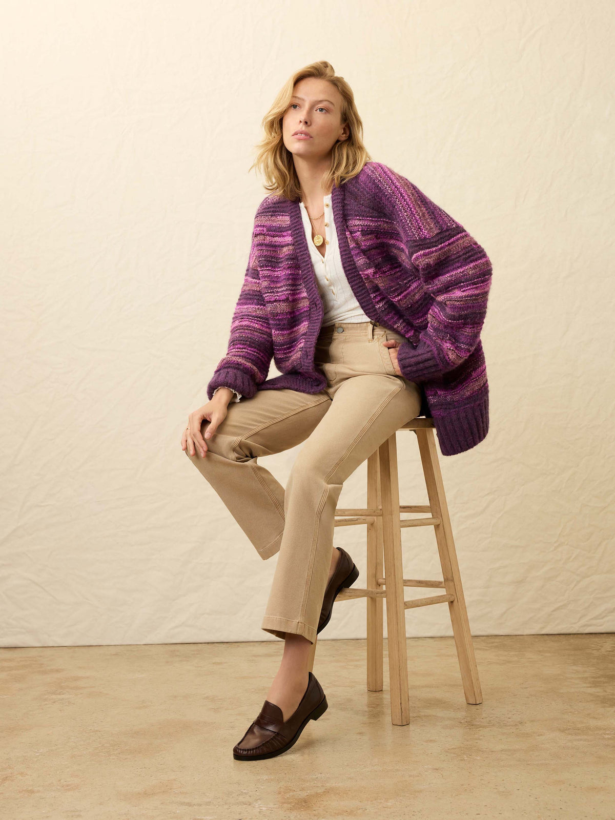 FA25-FAHERTY-Womens-WBS2529-HAK-SunwashedCanvasDocksidePant-SandyKhaki_OM_EDITORIAL_1_Web.jpg