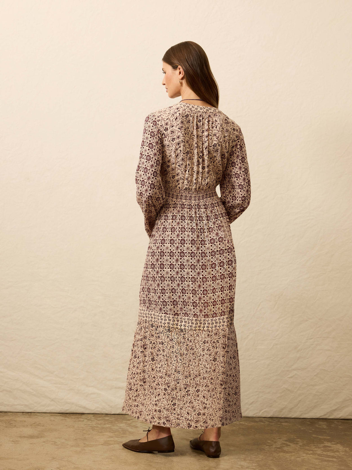 FA25-FAHERTY-Womens-WDF2517-ZUL-DakotaDress-SunriseAzulejosMixedPrint-_BACK_OM_WS_1.jpg