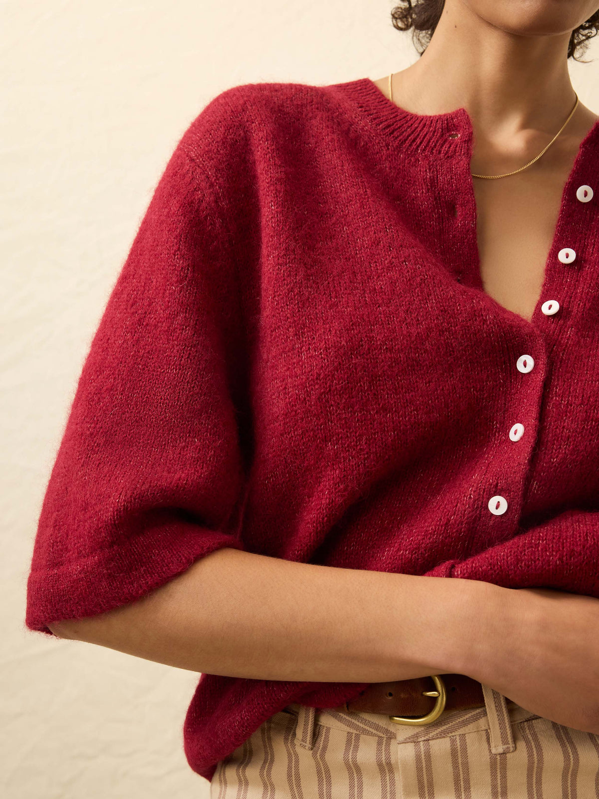 FA25-FAHERTY-Womens-WYF2534-NRU-ApresAlpacaCardigan-WineRust_OM_DETAIL1_1_Web.jpg
