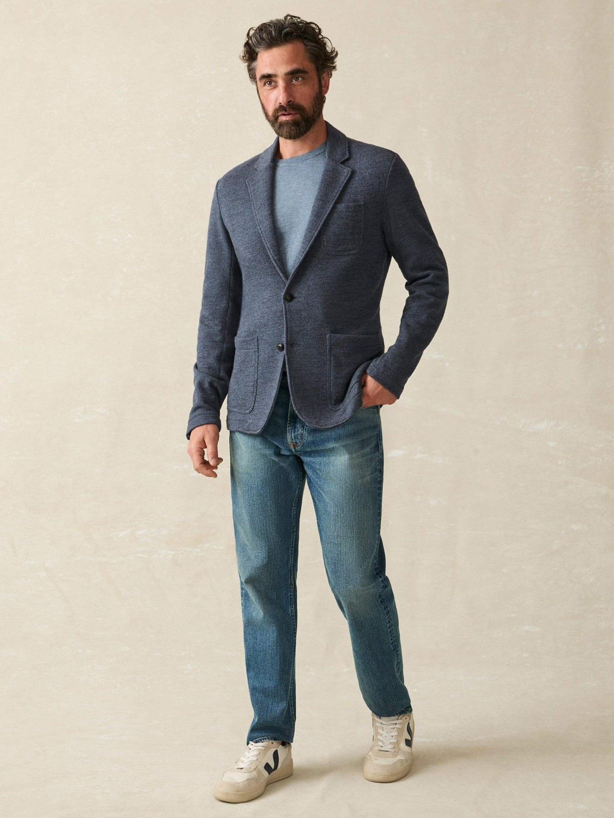 FAH1910_FA24-faherty-MOC0010-DNM-INLET_KNIT_BLAZER-DEEP_NAVY_MELANGE_OM_FULLBODY_1_fa9f4e30-1ac9-4cfa-ad07-789cb46f5c41.jpg