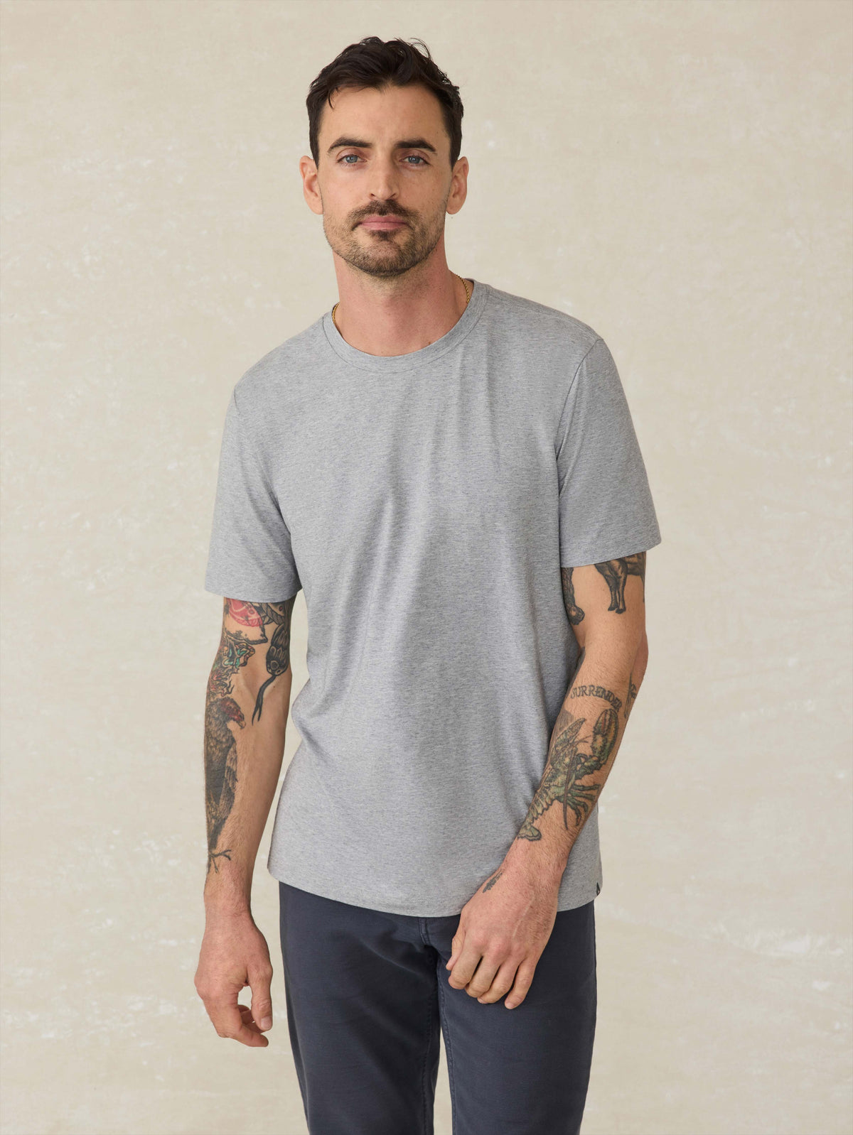 FAH3586_SP25_MENS_MKU2417-RAH_SSMOVEMENTTSHIRT_RainierGreyHeather_OM_FRONT_CROP_1.jpg