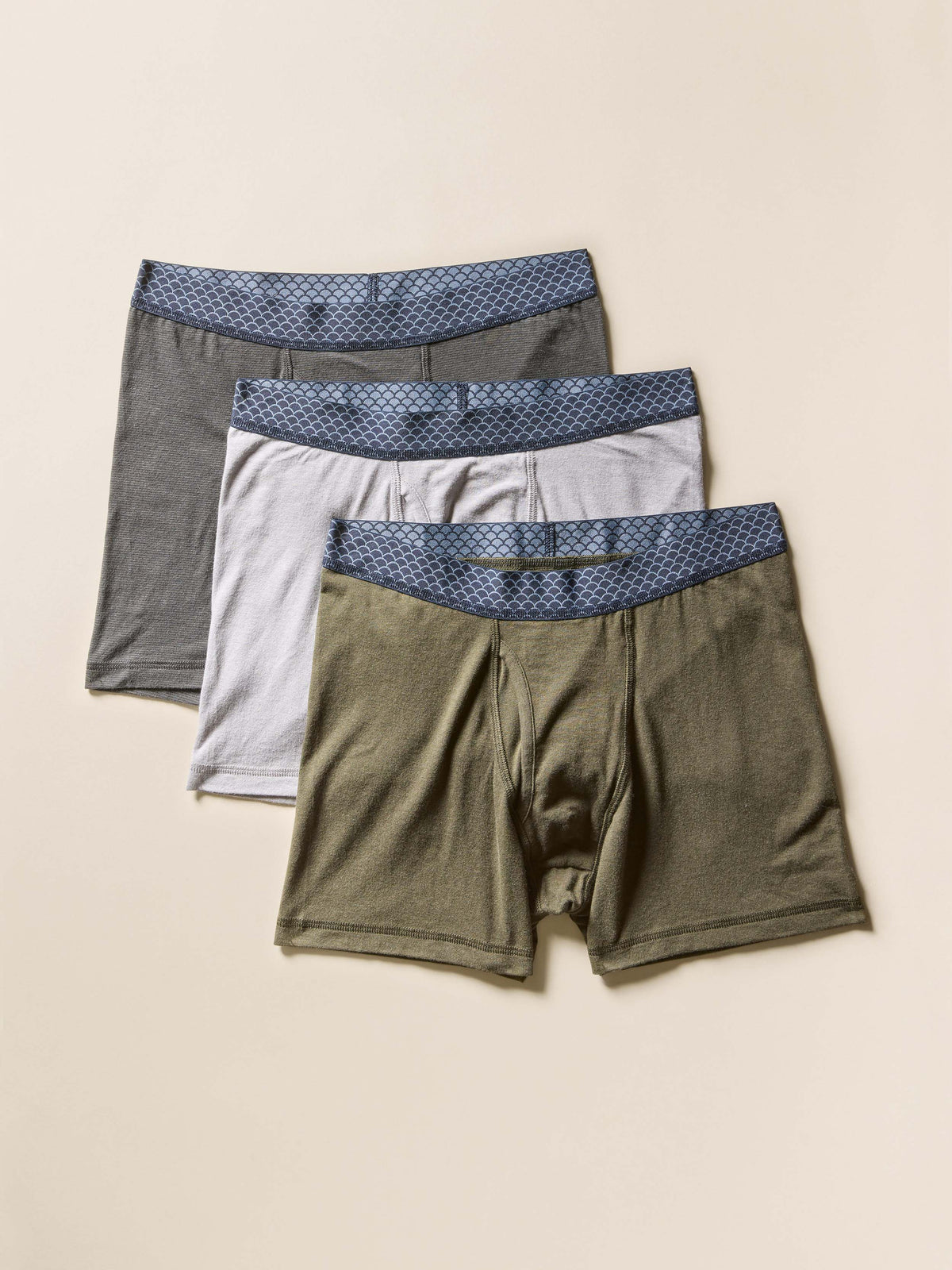 HO25-FAHERTY-Mens-MAH2502-BGO-BoxerBrief-3Pack-BlackGreyOlive_FRONT_4_Web.jpg