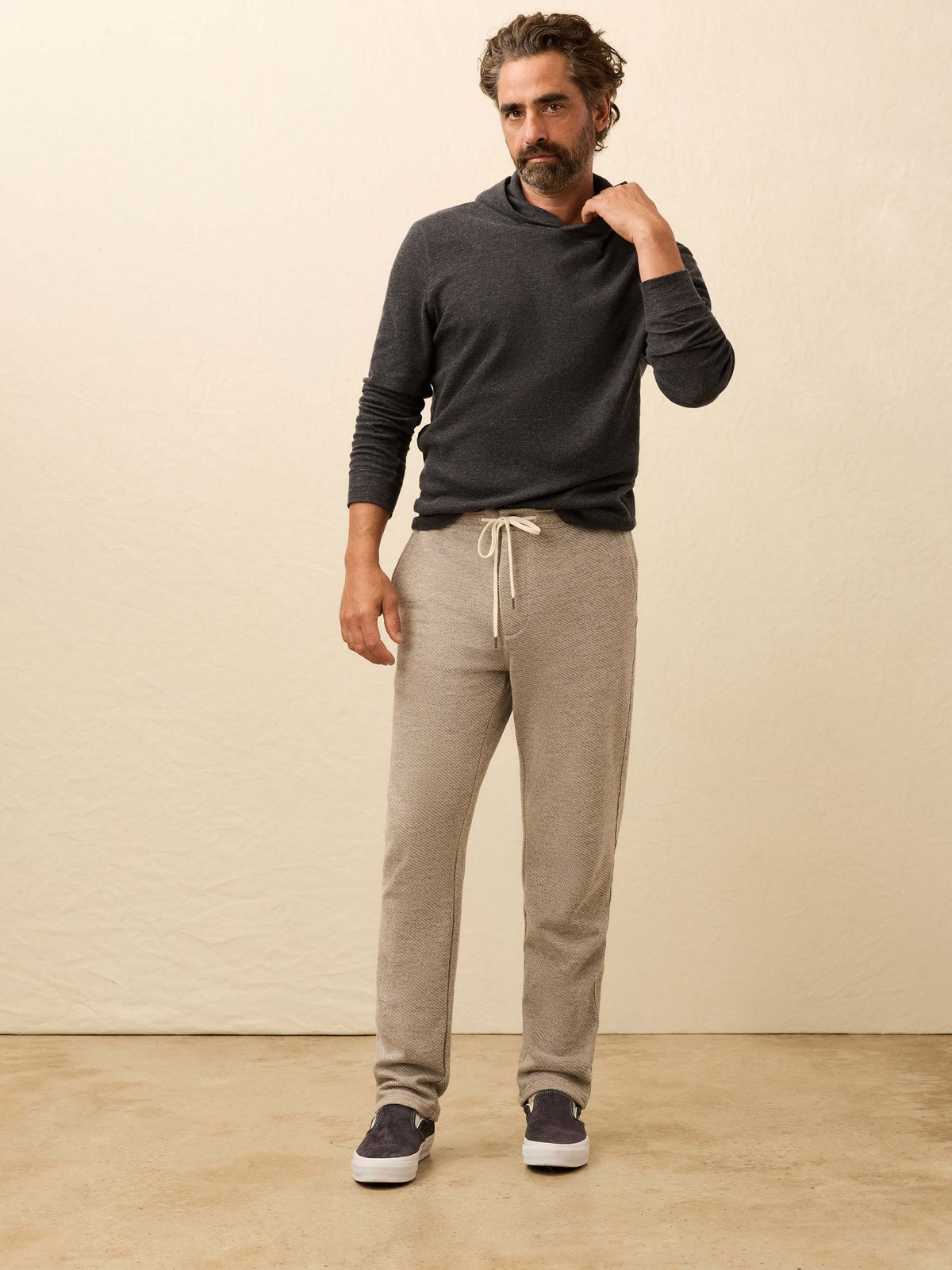 HO25-FAHERTY-Mens-MBH2505-IHM-InletJoggerPant-IvoryHillMelange_OM_FULL_BODY_1_Web.jpg