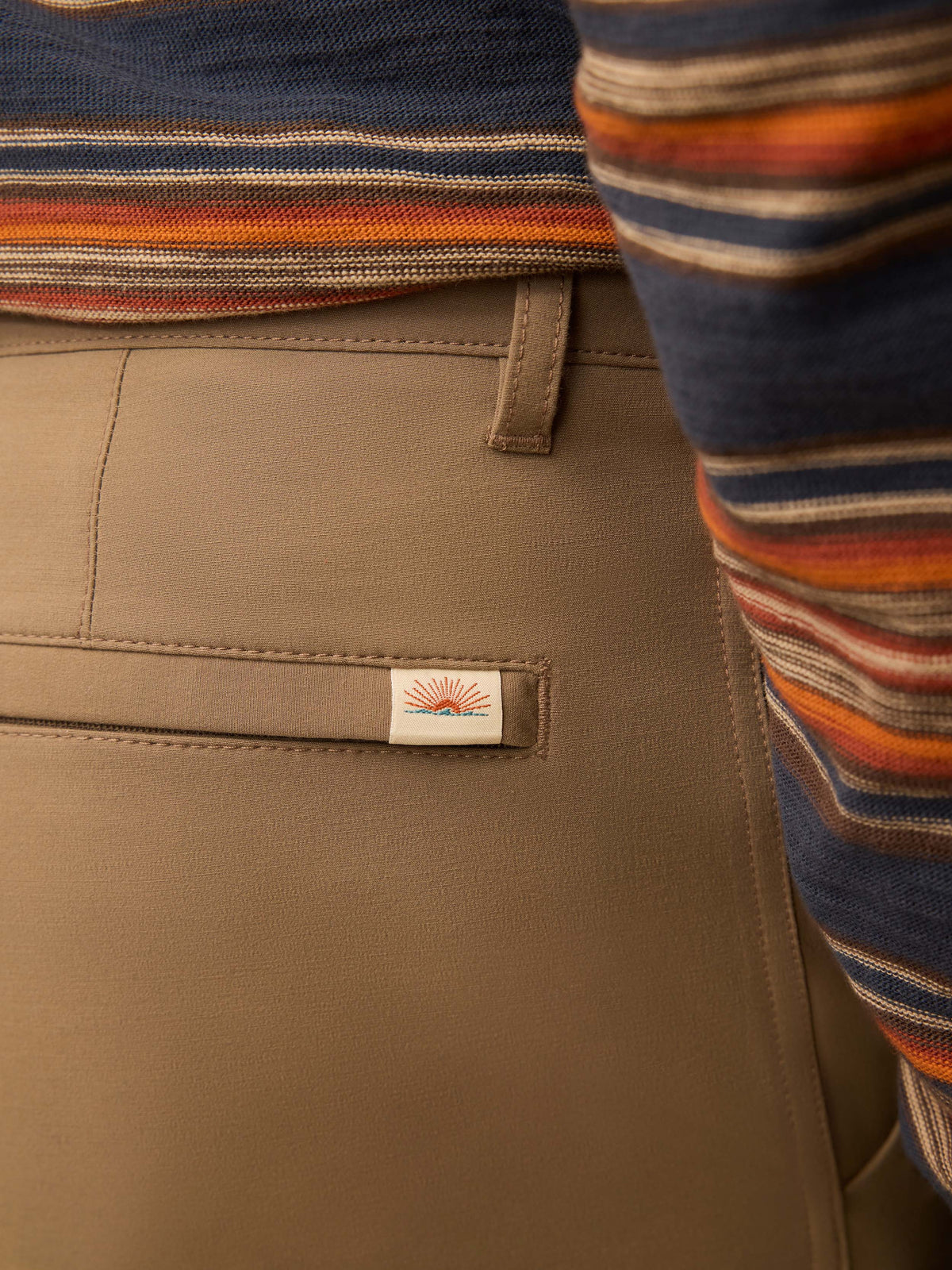 HO25-FAHERTY-Mens-MBS2517-IAB-AllDayShort7_-IslandBrown_OM_DETAIL1_1_Web.jpg