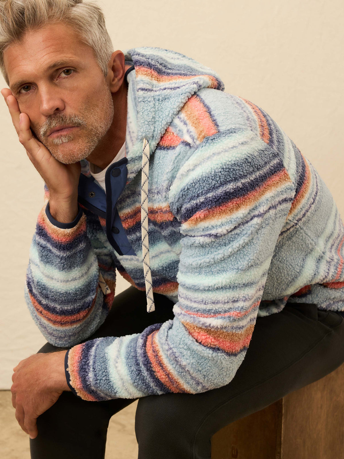 HO25-FAHERTY-Mens-MOH2505-BYO-HighPileFleeceHoodie-IslandSunrise_OM_EDITORIAL_1_Web.jpg