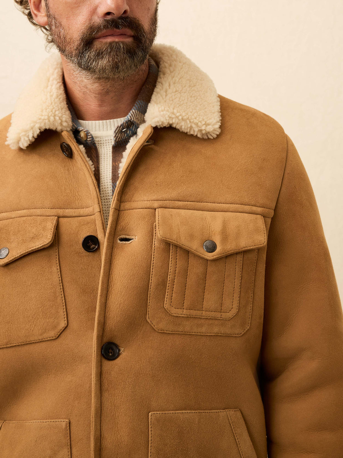 HO25-FAHERTY-Mens-MOH2512-EGB-ShearlingCoat-EagleRiverBrown_OM_DETAIL1_1_Web.jpg