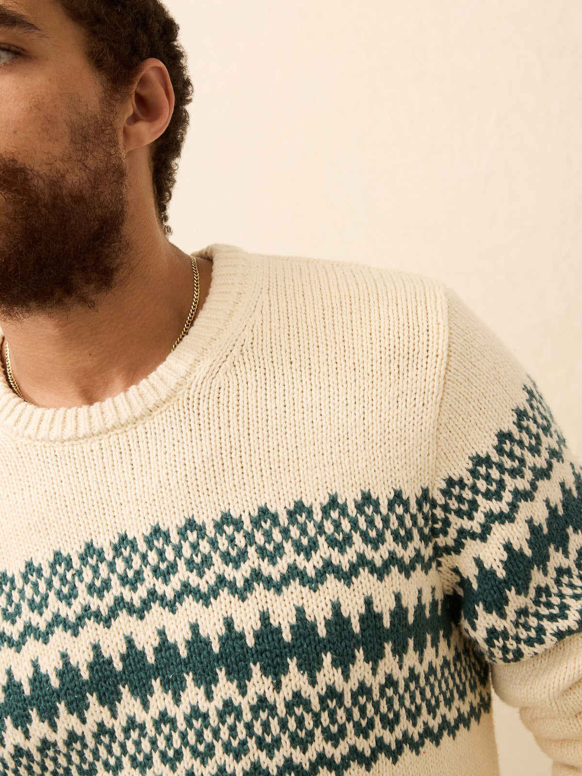HO25-FAHERTY-Mens-MYH2526-CEI-HeirloomCrewneckSweater-CreamForestFairisle_OM_DETAIL1_1_Web.jpg