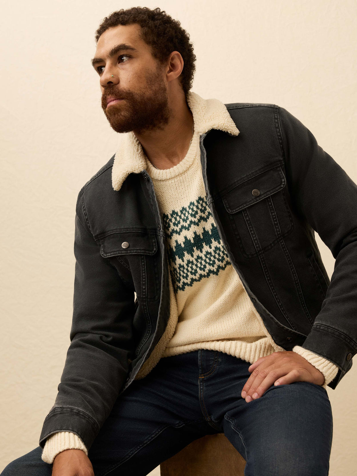HO25-FAHERTY-Mens-MYH2526-CEI-HeirloomCrewneckSweater-CreamForestFairisle_OM_EDITORIAL_1_Web.jpg