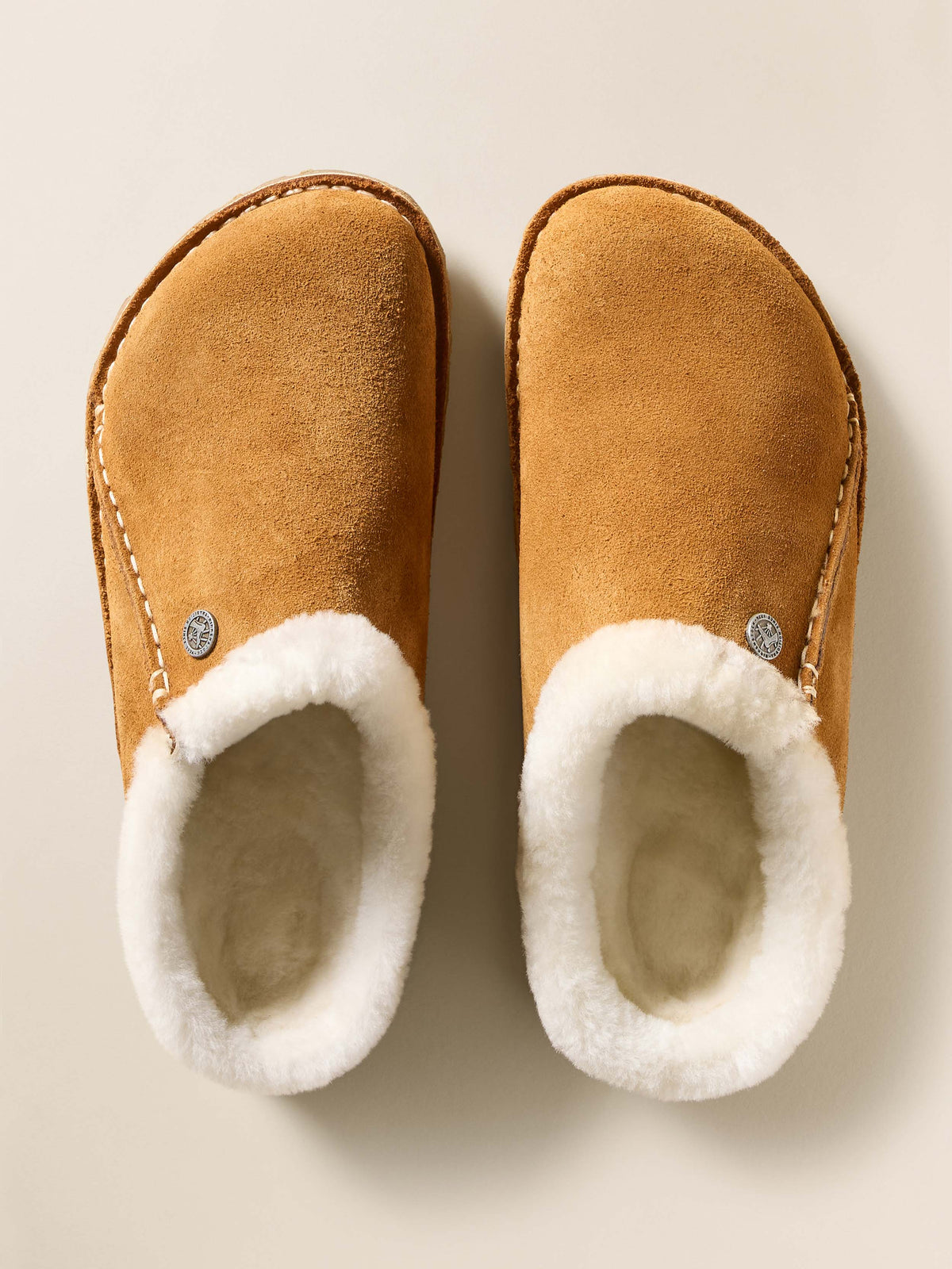 HO25-FAHERTY-NA-WFC0053-MNK-LAYDOWN-BirkenstockZermattPremiumSlipper-Mink_FRONT_1_Web.jpg
