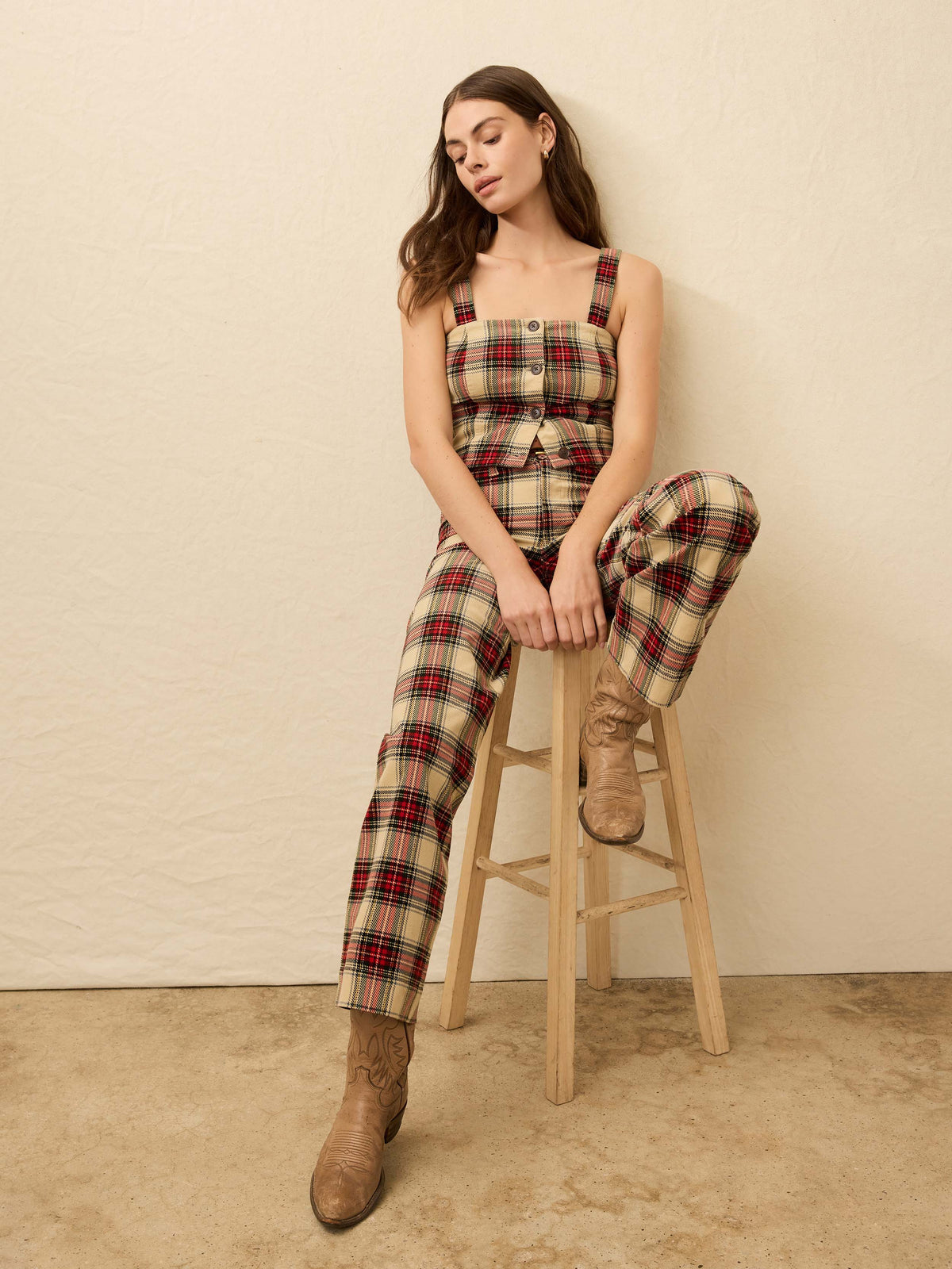 HO25-FAHERTY-Womens-WTH2513-IEO-HighRidgeCordBustier-WinterstonePlaid_OM_EDITORIAL_1_Web.jpg