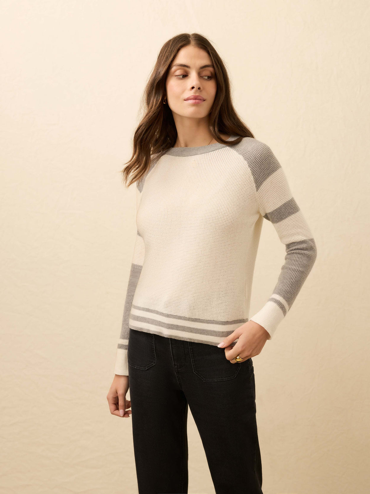 HO25-FAHERTY-Womens-WYH2320-EMI-ThrowbackCrew-LakeMist_OM_FRONT_CROP_1_Web.jpg
