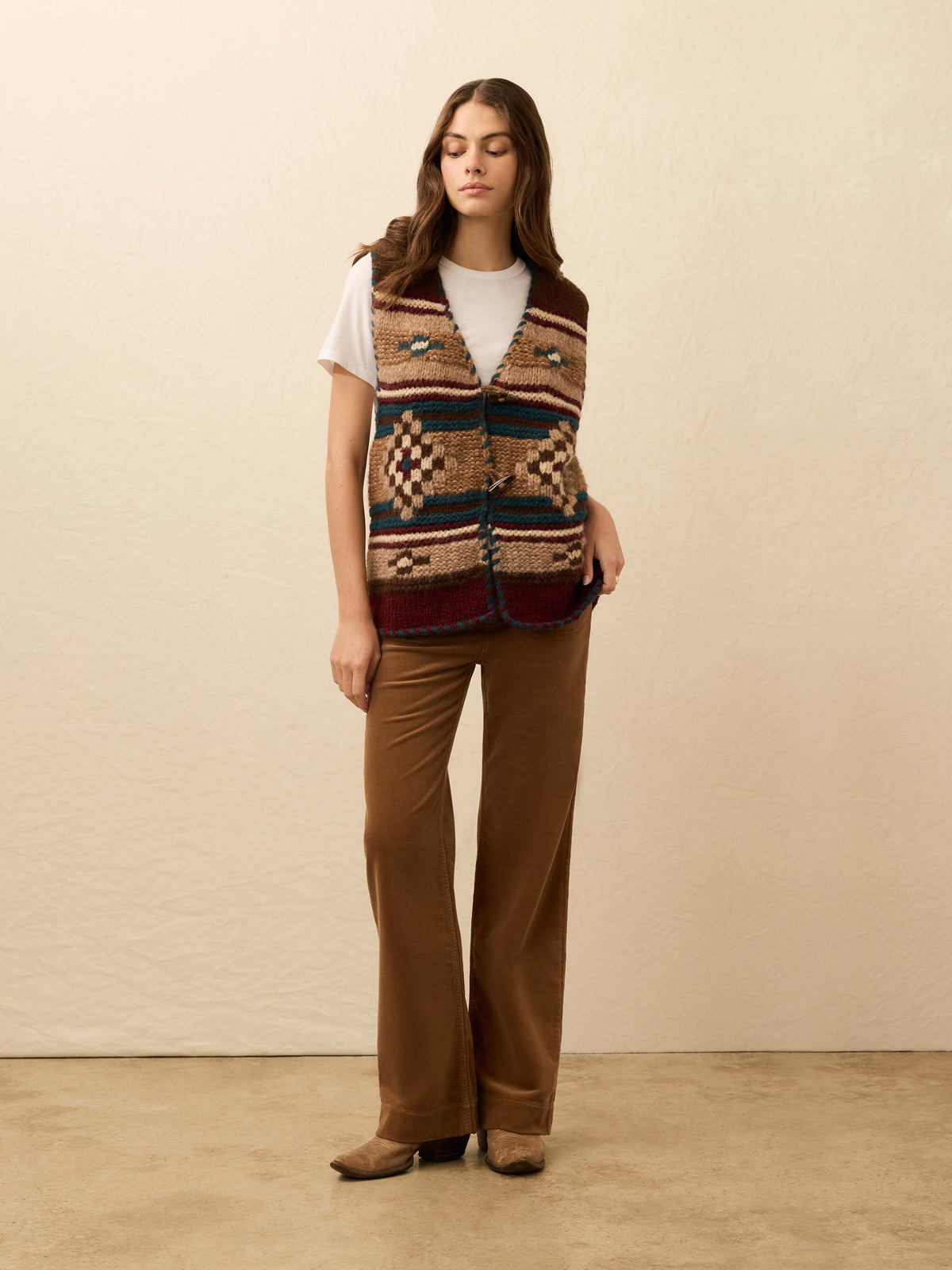 HO25-FAHERTY-Womens-WYH2527-PTL-B.YellowtailHandKnitSweaterVest-PrettyEagle_OM_FULL_BODY_1_Web.jpg