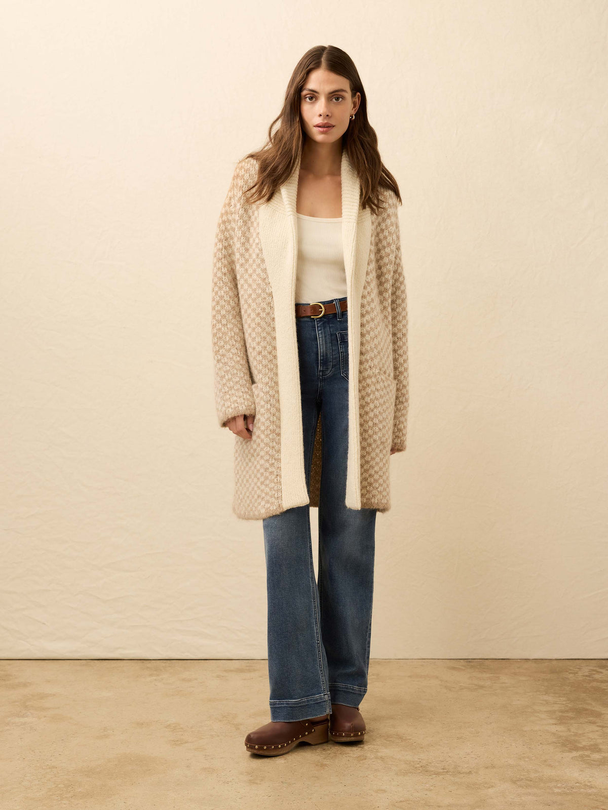 HO25-FAHERTY-Womens-WYH2560-CRM-CabinCardigan-Cream_OM_FULL_BODY_1_Web.jpg