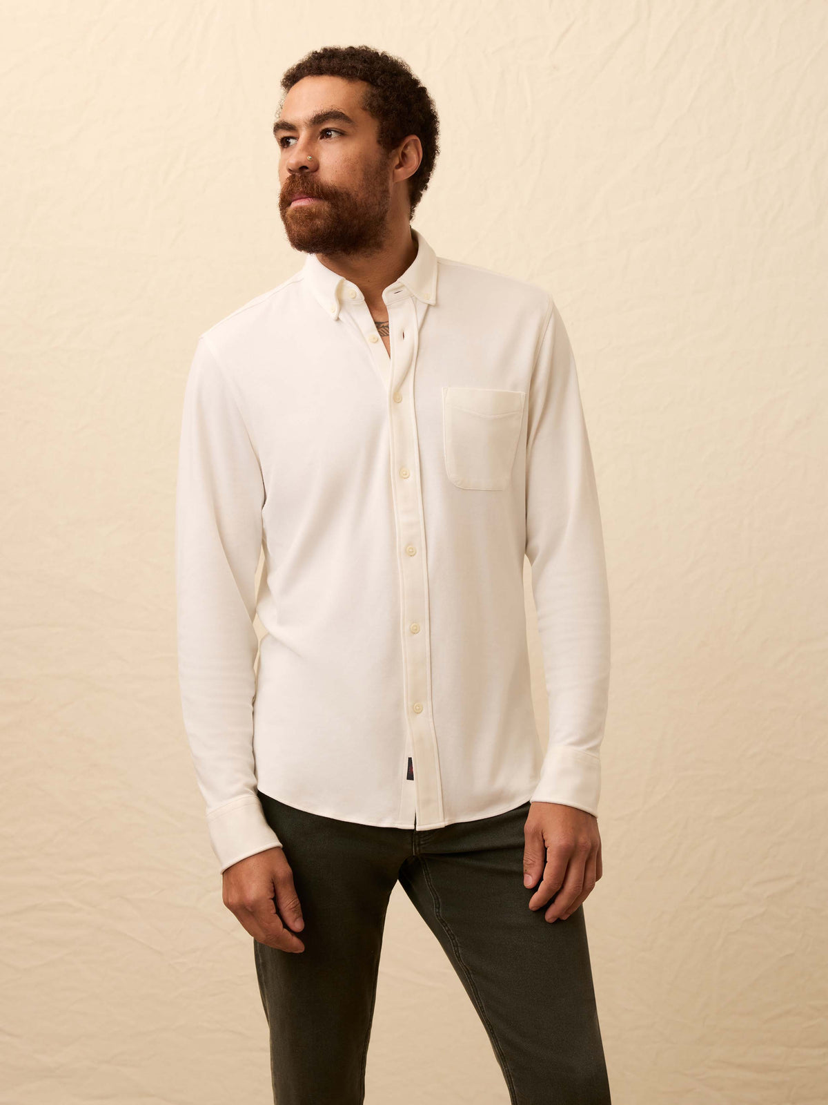 HO25-Faherty-Mens-MXF2400-WWL-Coastline_Knit_Shirt-White_Wall_OM_FRONT_CROP_1_Web.jpg