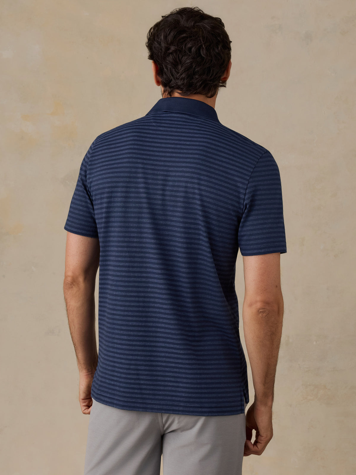 MKF2409-TZS_Ss_Movement_Pique_Polo_OM_BACK_CROP_1_Web.jpg