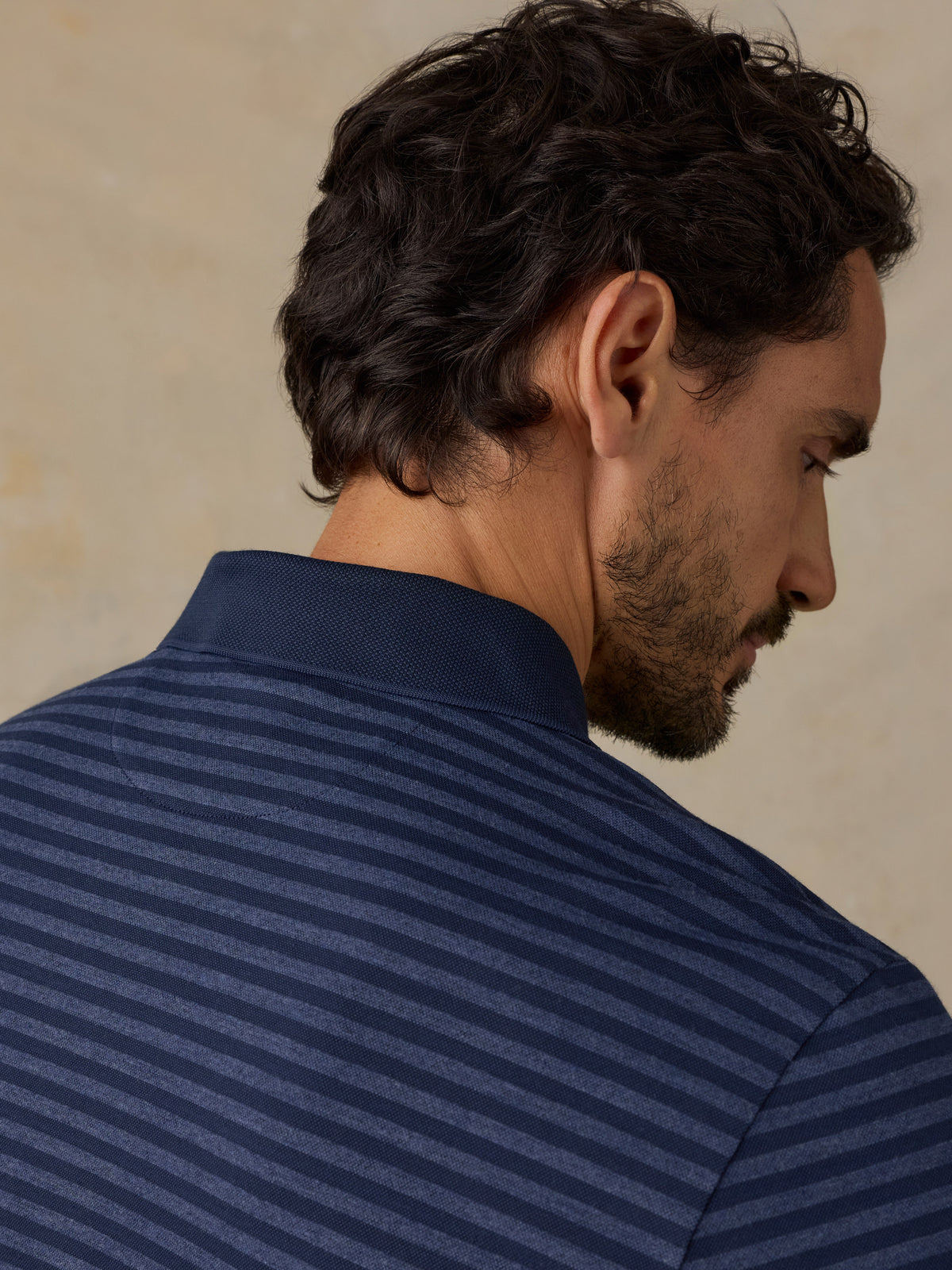 MKF2409-TZS_Ss_Movement_Pique_Polo_OM_DETAIL1_1_Web.jpg