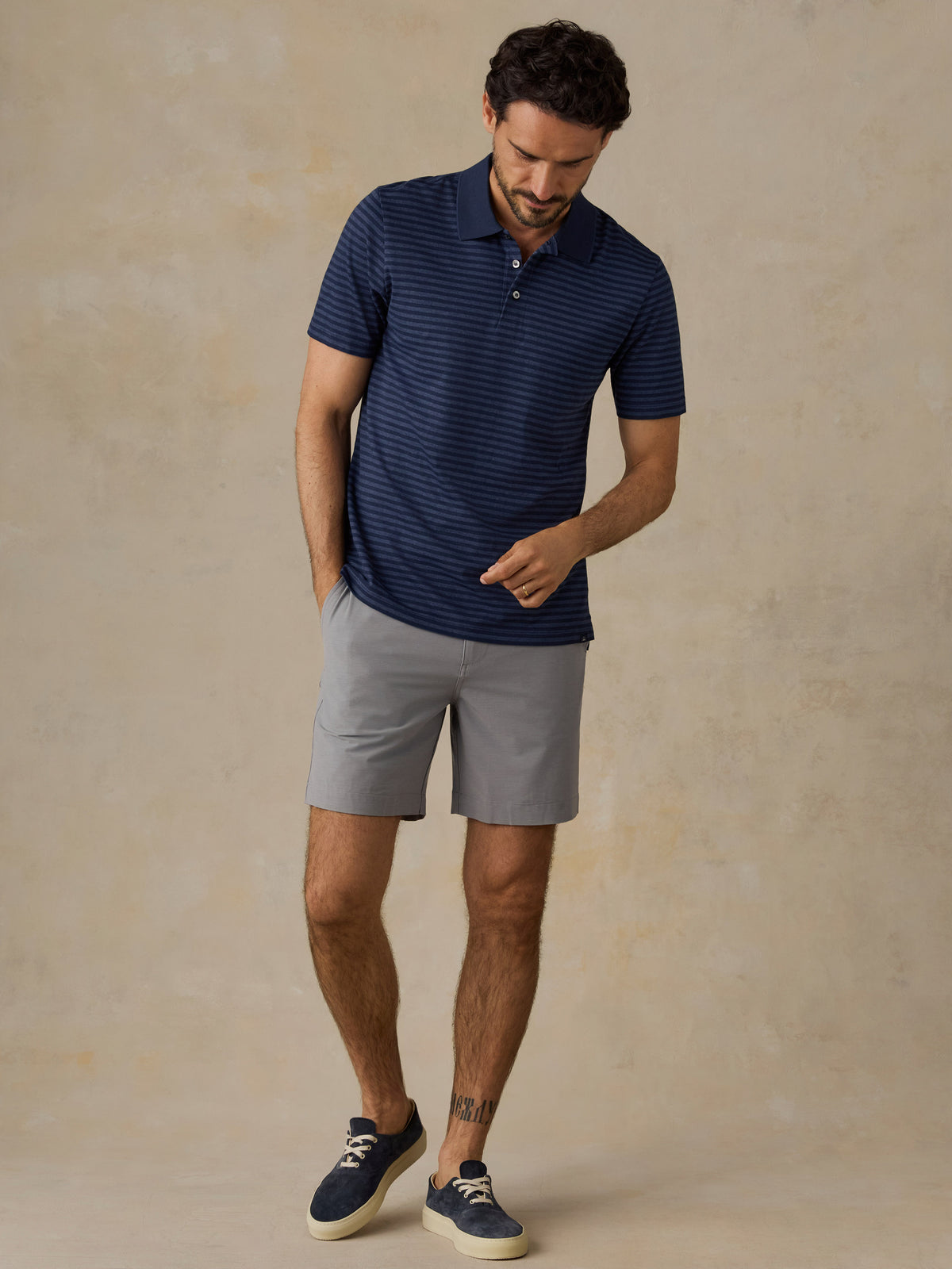 MKF2409-TZS_Ss_Movement_Pique_Polo_OM_FULL_BODY_1_Web.jpg