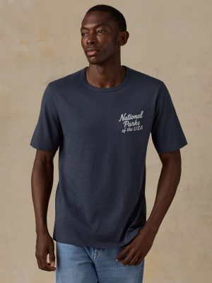Faherty x Parks Project National Parks Short-Sleeve Sunwashed Regenerative Tee - Dune Navy