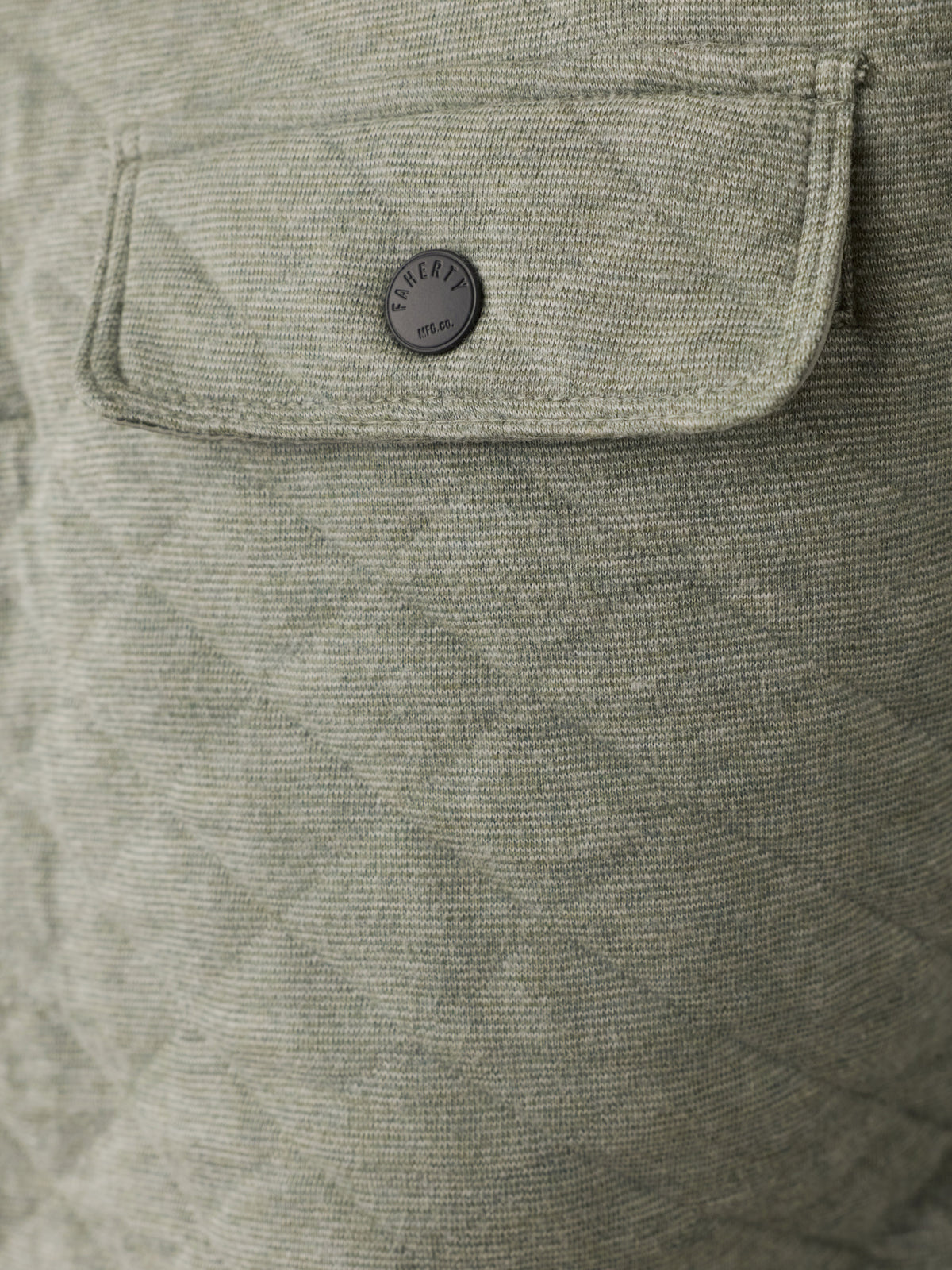 MOF2207-PIH_Epic_Quilted_Fleece_Pullover_OM_DETAIL_1_Web.jpg
