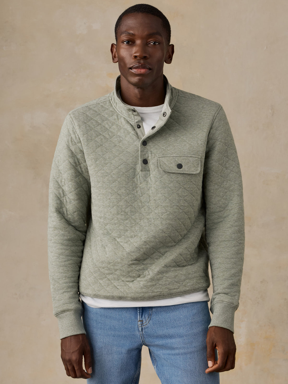 MOF2207-PIH_Epic_Quilted_Fleece_Pullover_OM_FRONT_CROP_1_Web.jpg
