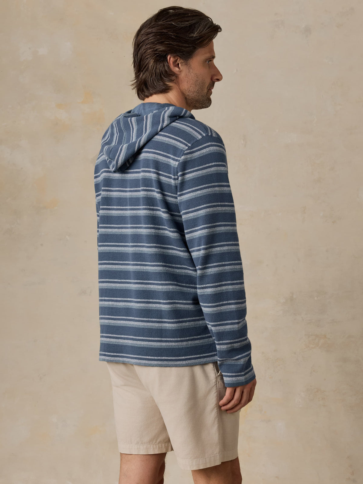 MQU2604-BDB_Oasis_Hoodie_OM_BACK_CROP_1_Web.jpg