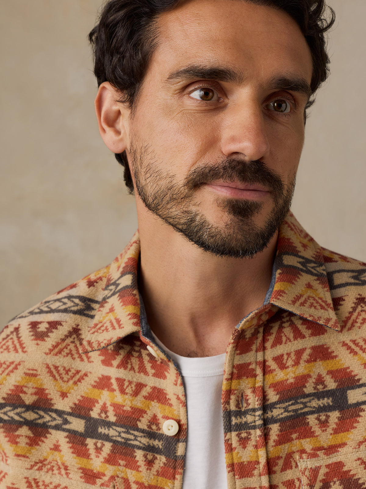 MWF2605-UZM_Lehi_Canyon_Overshirt_OM_DETAIL_3_Web.jpg