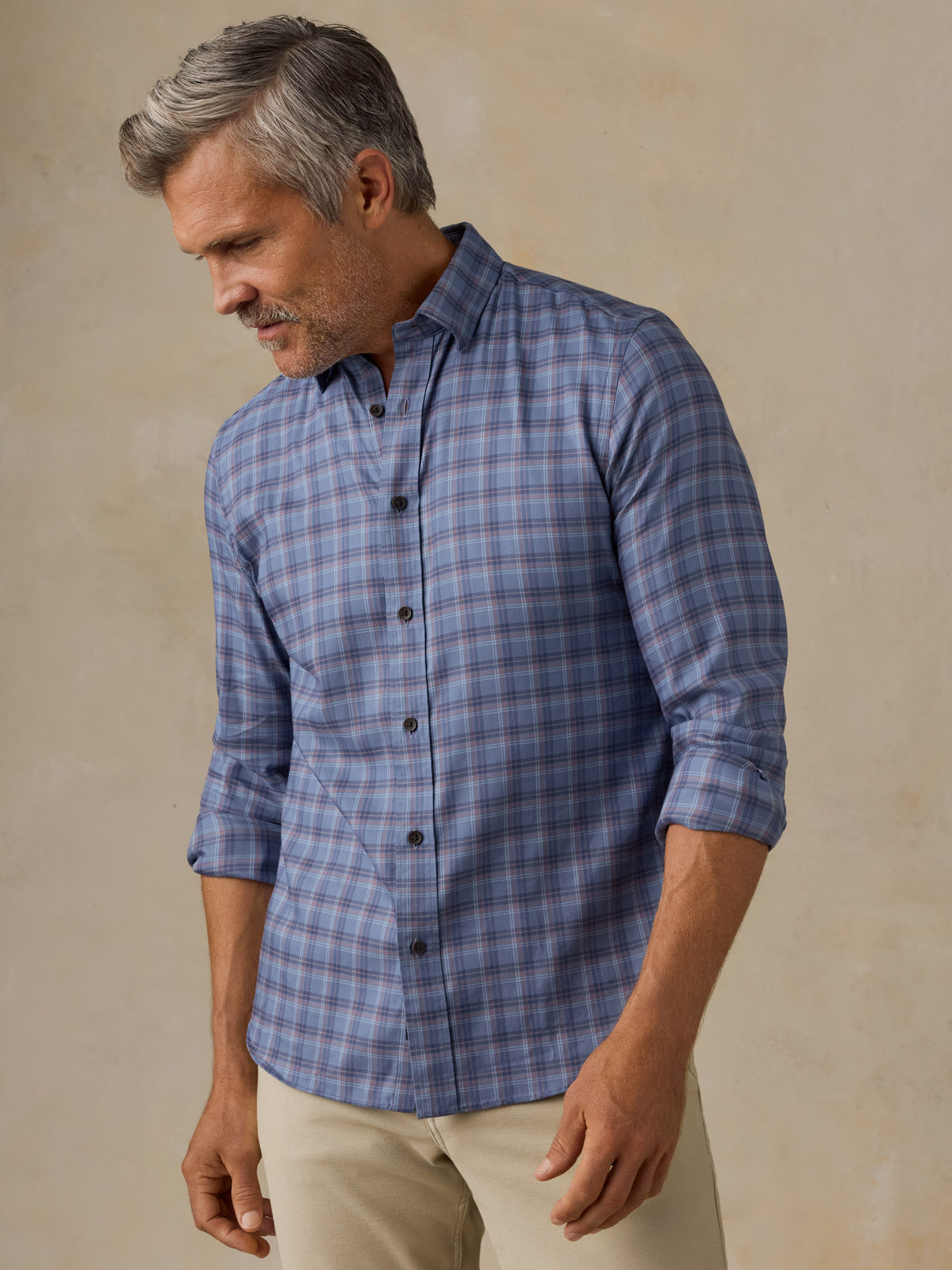 MWH2508-RRX_Soft_Twill_Movement_Shirt_OM_FRONT_CROP_1_Web.jpg
