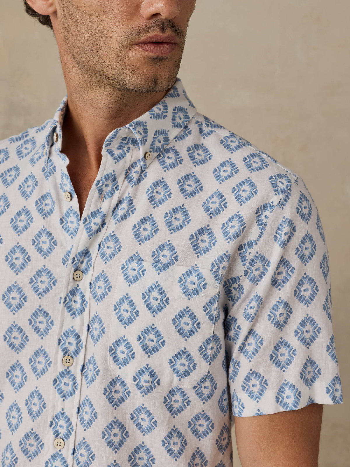 MWS2516-CCQ_Ss_Breeze_Shirt_OM_DETAIL_1_Web.jpg