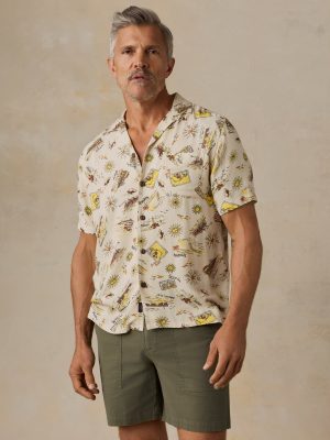 Short-Sleeve Kona Camp Shirt - Wave Breaks Scenic