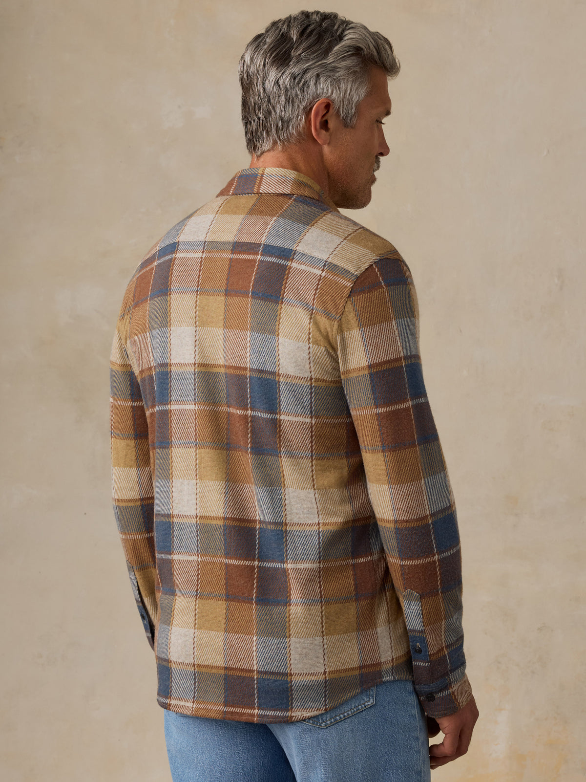MXC0002-BDC_Legend_Sweater_Shirt_OM_BACK_CROP_1_Web.jpg