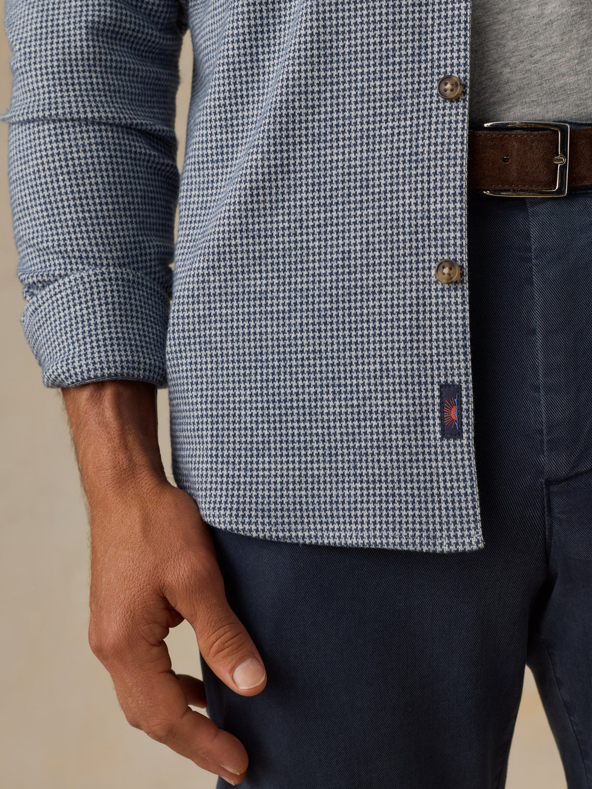 MXF2602-YPC_Legend_Sweater_Shirt_OM_DETAIL_2_Web.jpg