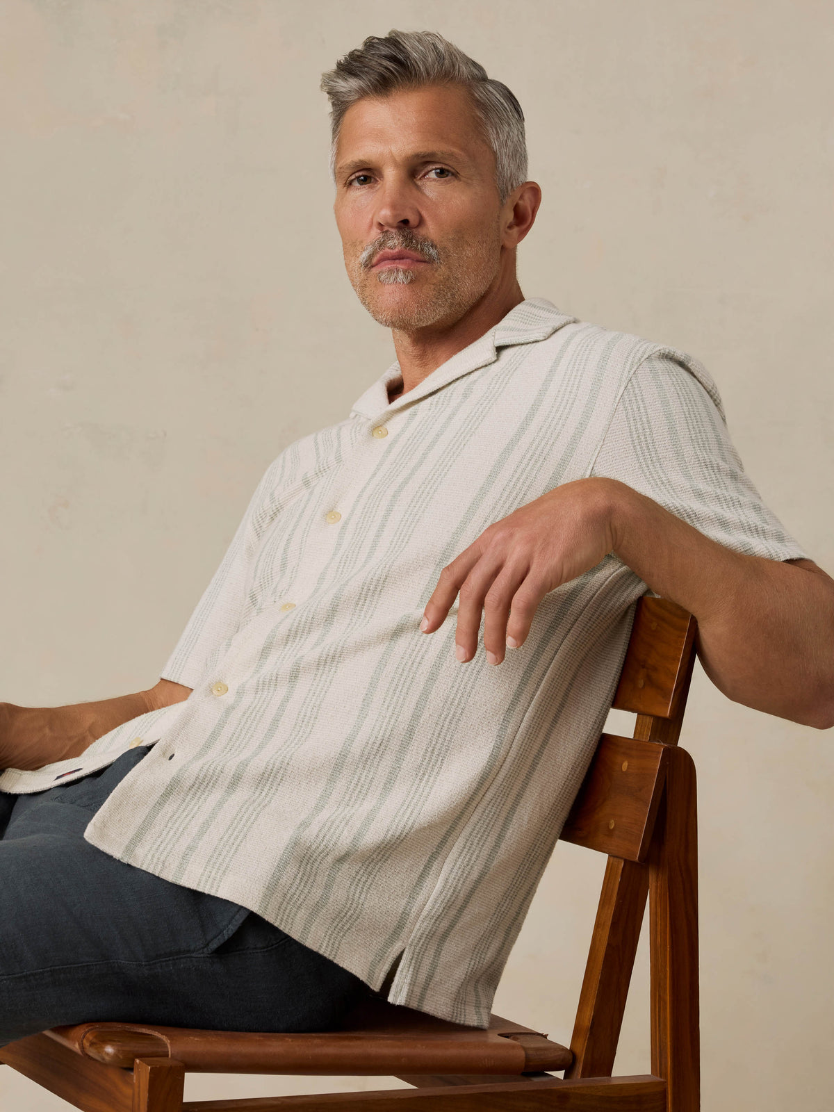MXS2604-GBE_Ss_Oasis_Camp_Shirt_OM_EDITORIAL_1.jpg