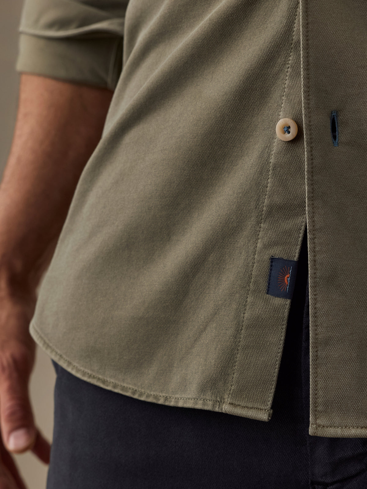MXU2507-RGO_Costa_Pique_Shirt_OM_DETAIL_2_Web.jpg